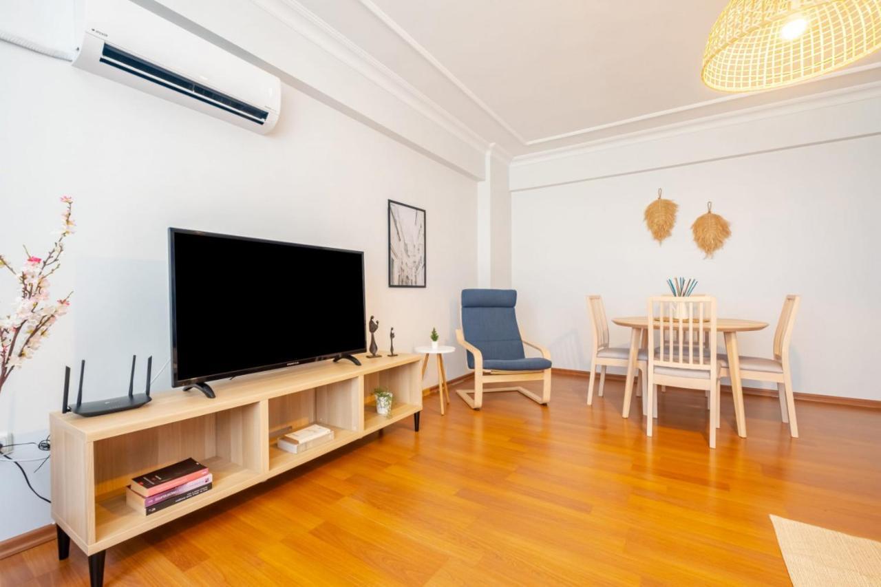 Splendid Flat With Central Location In Sisli อิสตันบูล ภายนอก รูปภาพ