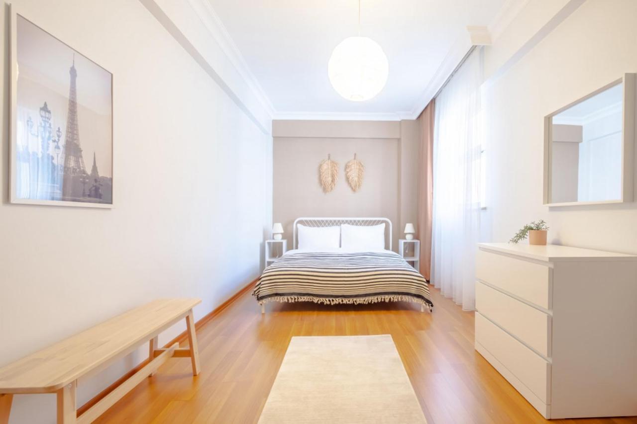 Splendid Flat With Central Location In Sisli อิสตันบูล ภายนอก รูปภาพ