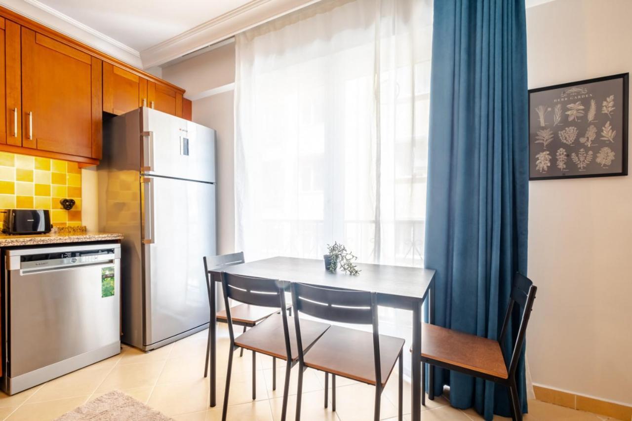Splendid Flat With Central Location In Sisli อิสตันบูล ภายนอก รูปภาพ
